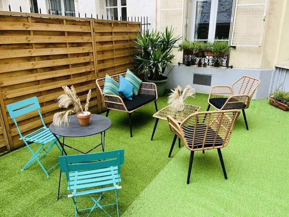 Superb Eiffel Tower Terrace Apartment - photo 10