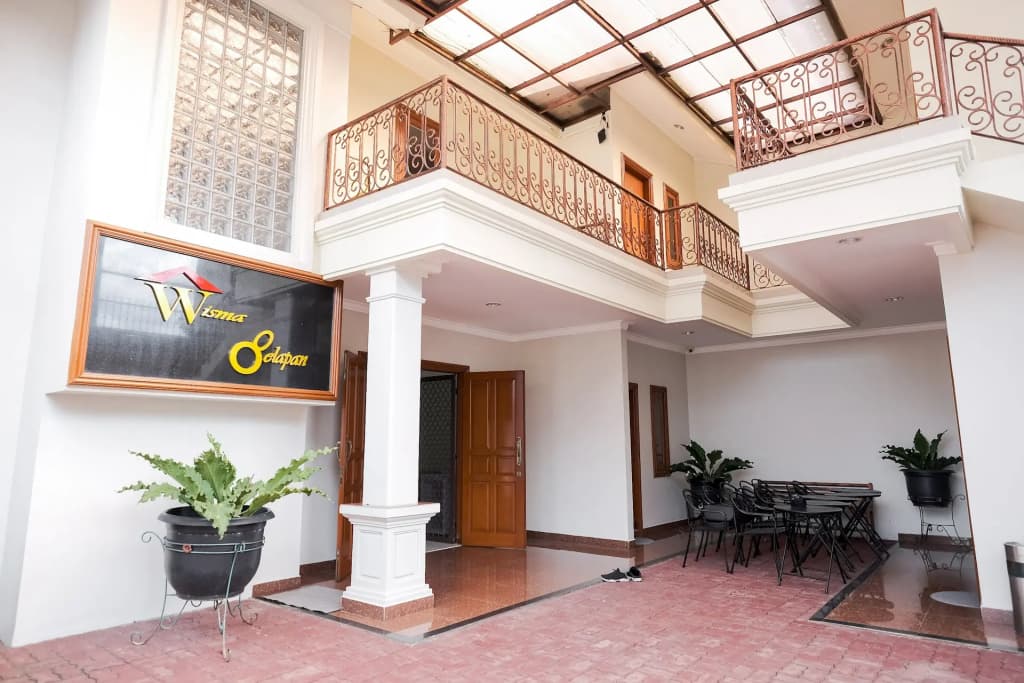 Wisma Delapan - photo 4