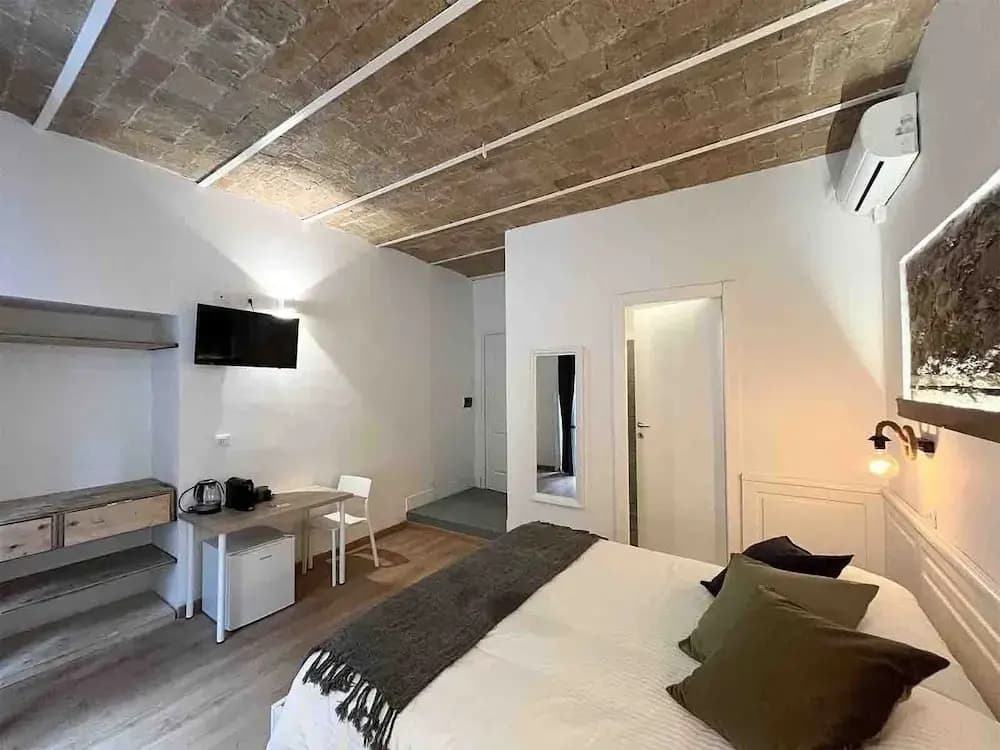 Domus Avi Guest House - photo 4