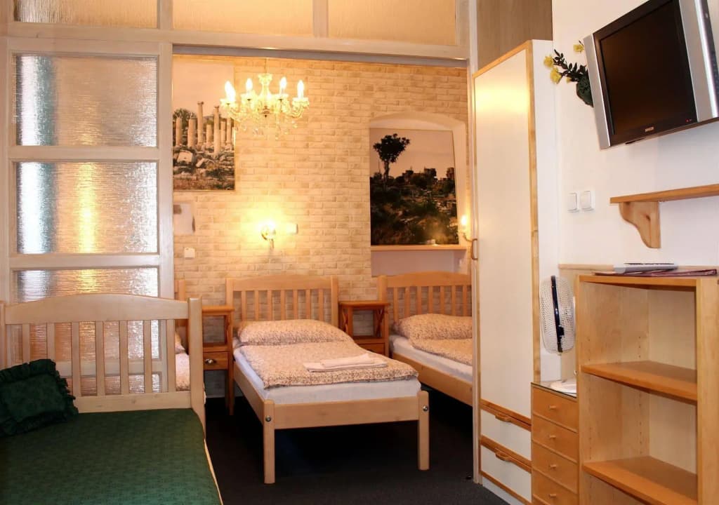 Alice Apartment House - photo 2