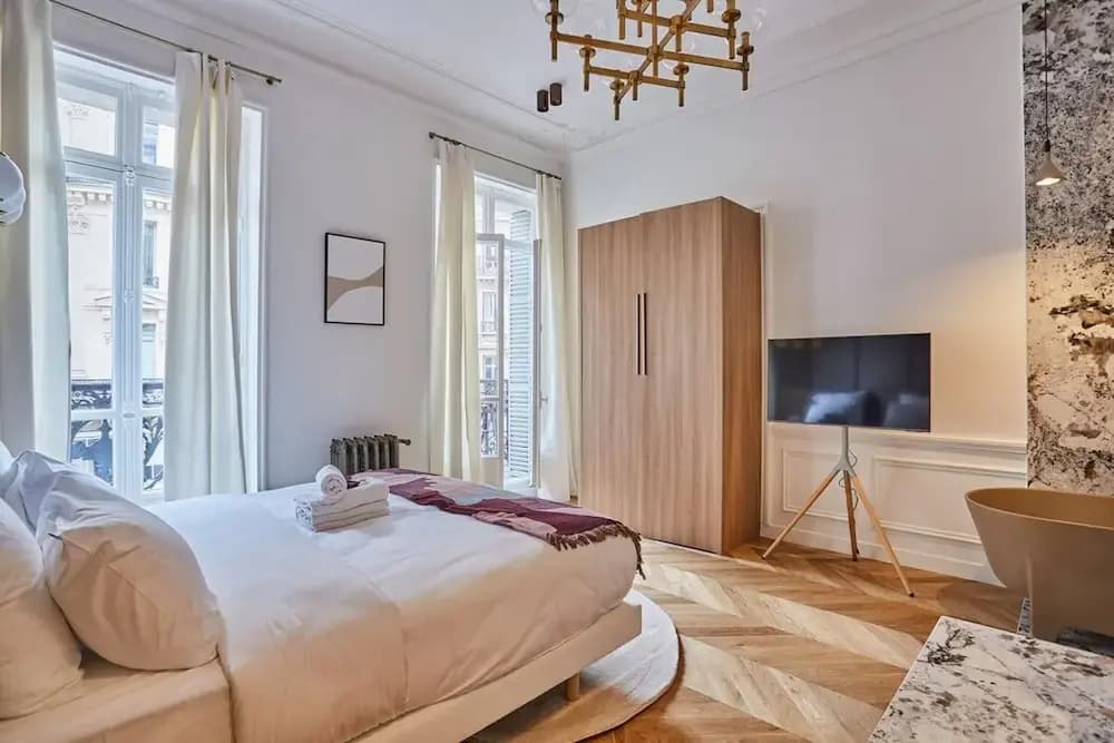 4 Rooms Apartment Opera Vendome - photo 5