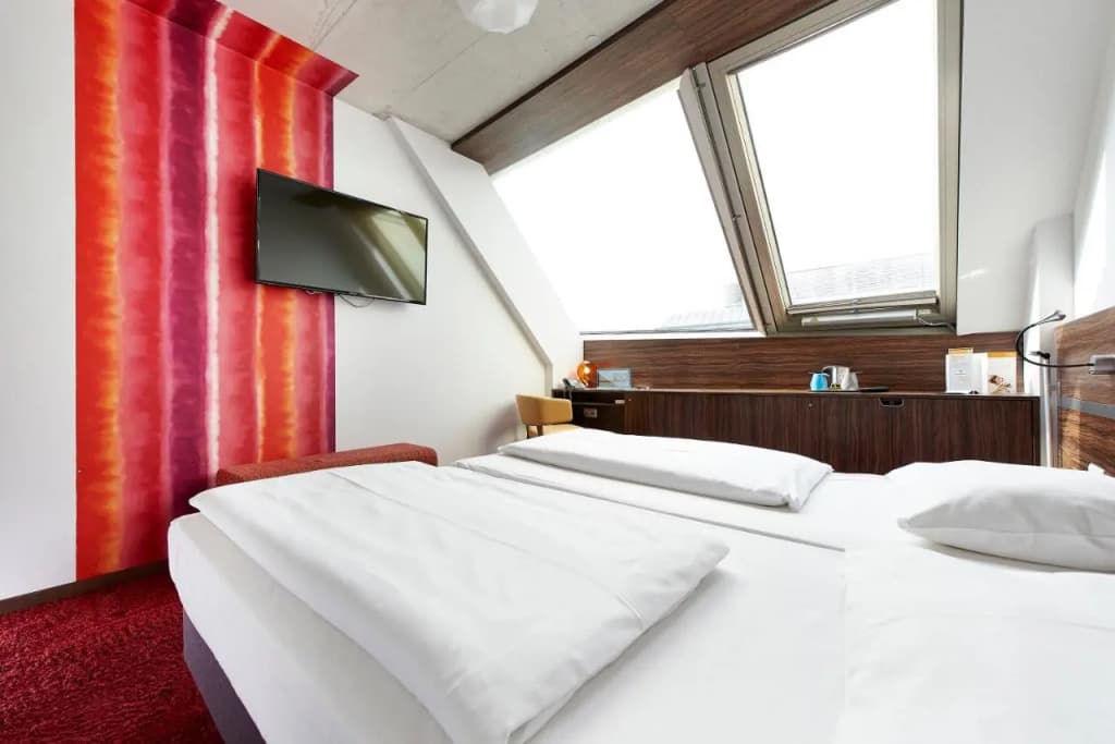 Simm’s Hotel – the cityhotel next to Metro U3 - photo 27