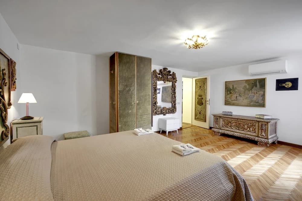 Venetian Apartment Accademia Dorsoduro District - photo 2