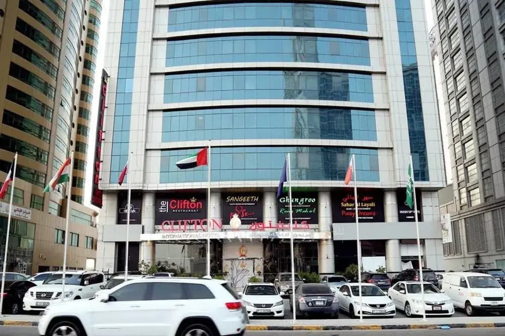 Clifton International Hotel - photo 1