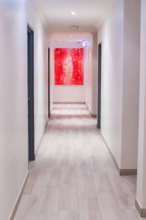 Sydney Riseon Hotel - photo 3