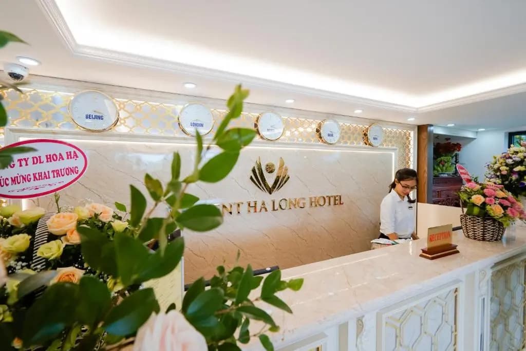 Vincent Halong Hotel - photo 2