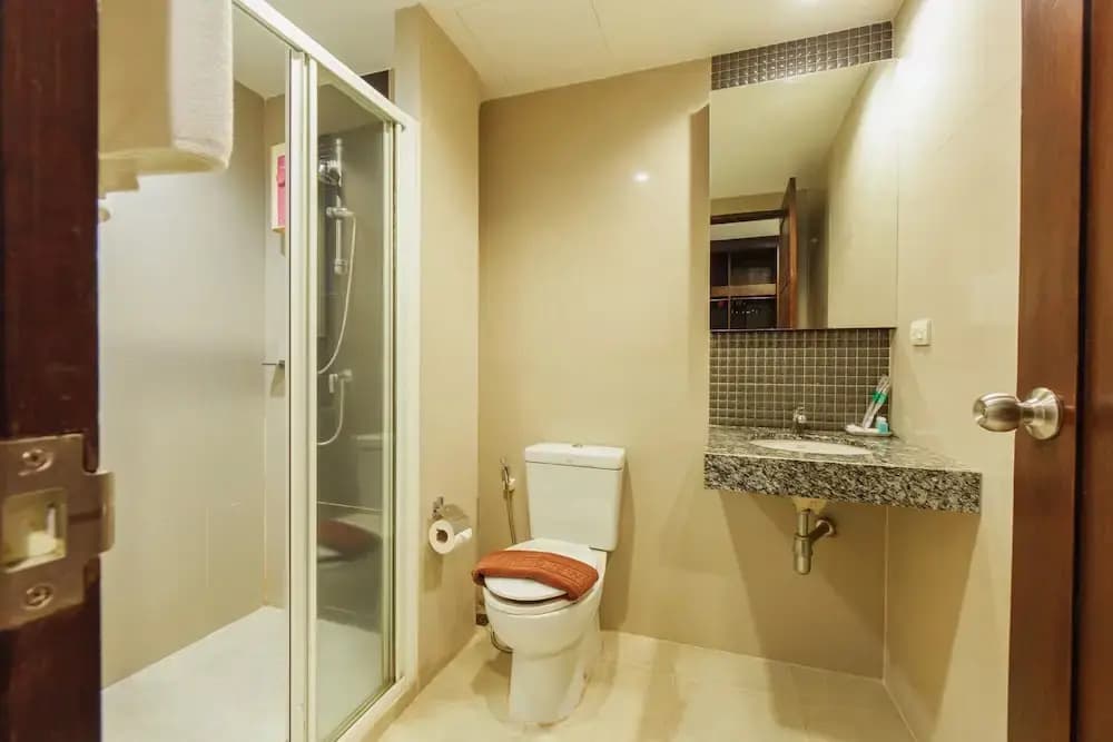 Tycoon Holiday Hotel - photo 9