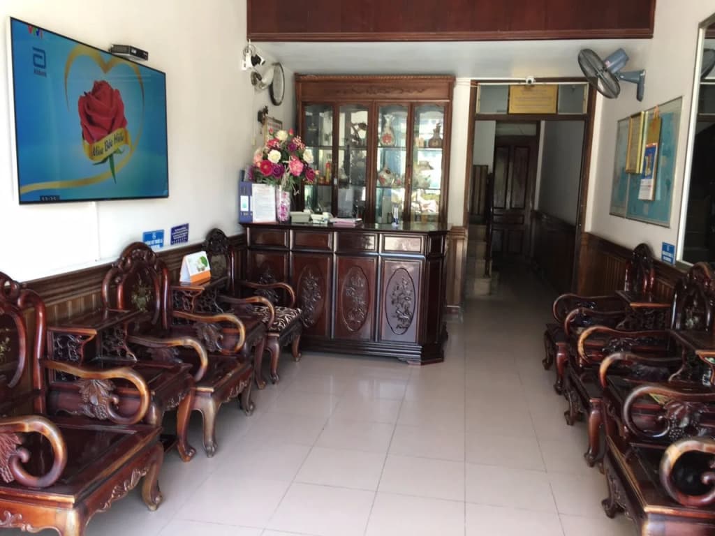 Van Nam Hotel - photo 4