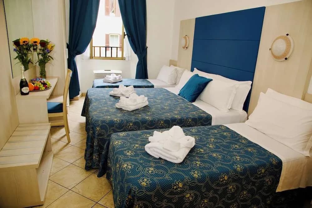 Hotel Marechiaro - photo 31
