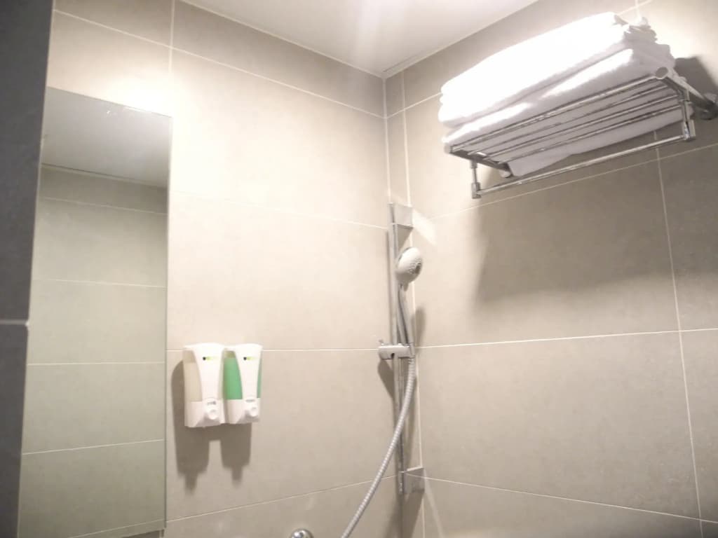 Kowloon Mongkok 1812 Guest House - photo 32
