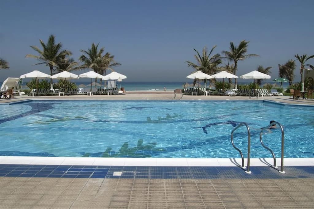 Umm Al Quwain Beach Hotel - photo 10