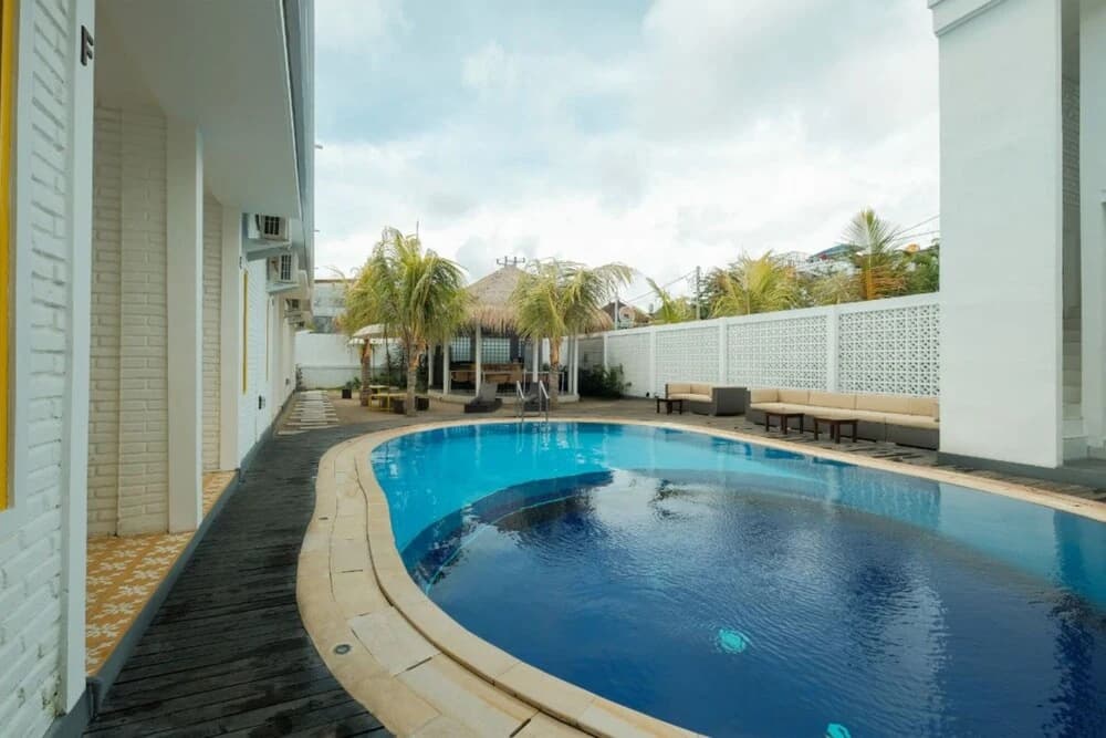 Canggu Castle - Hostel - photo 12