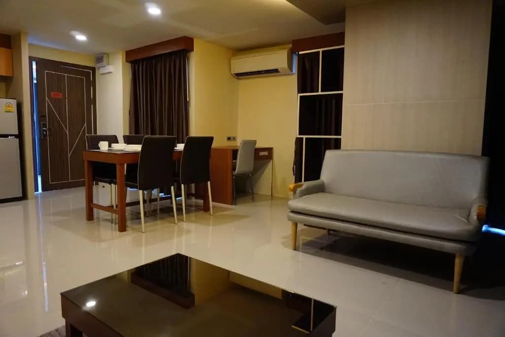 Central Mansion - photo 13