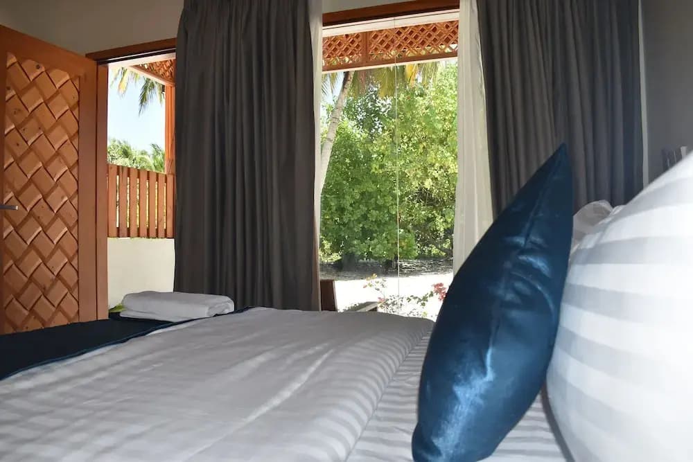 Rattehi Inn at Rakeedhoo - photo 3