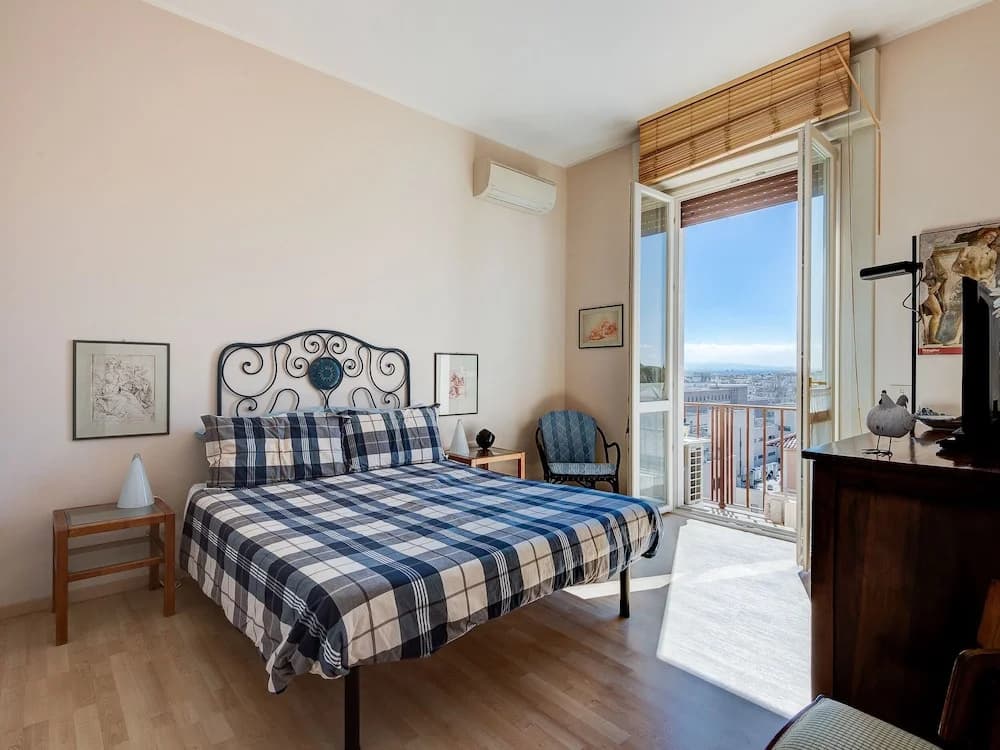 Bright Panorama Apartment - photo 1