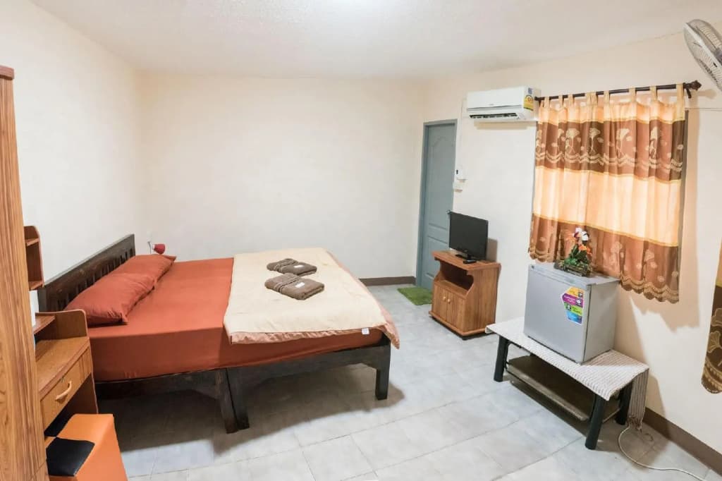 Dutch Guesthouse - photo 6