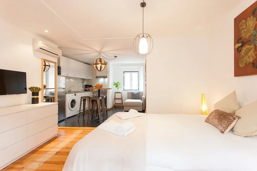 Moniz Studio Apartment - by LU Holidays - photo 9