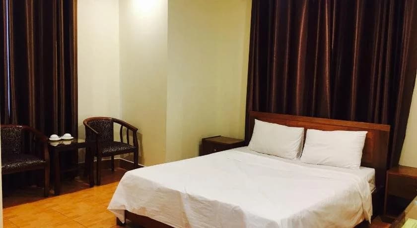 Saigon Palace by OYO Rooms - photo 33
