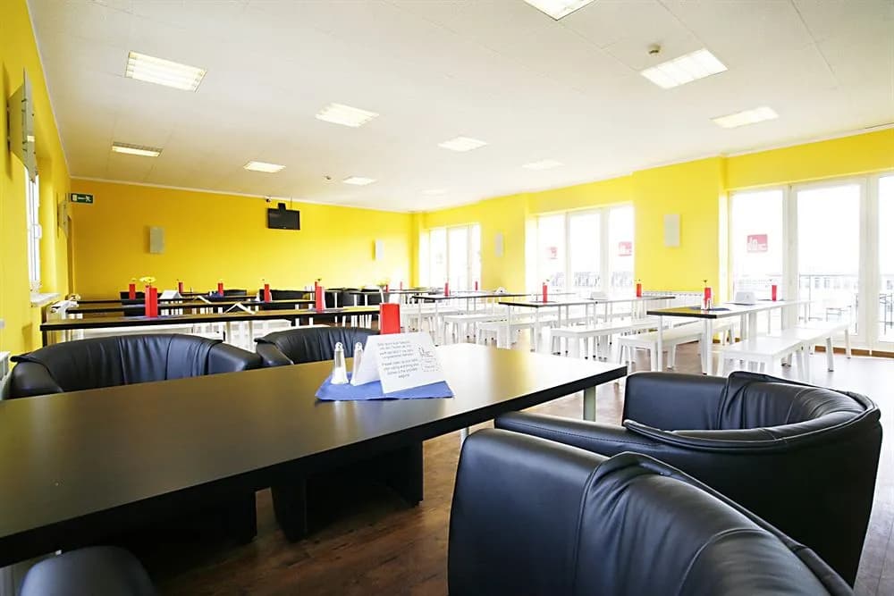 Happy Bed Hostel - photo 12