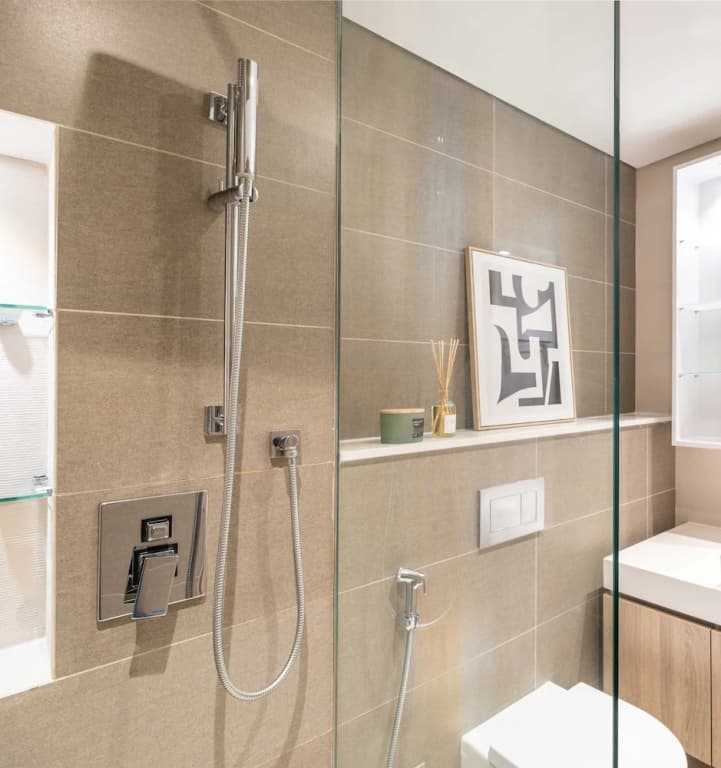 LUX  LIV Contemporary Marina View Suite - photo 8