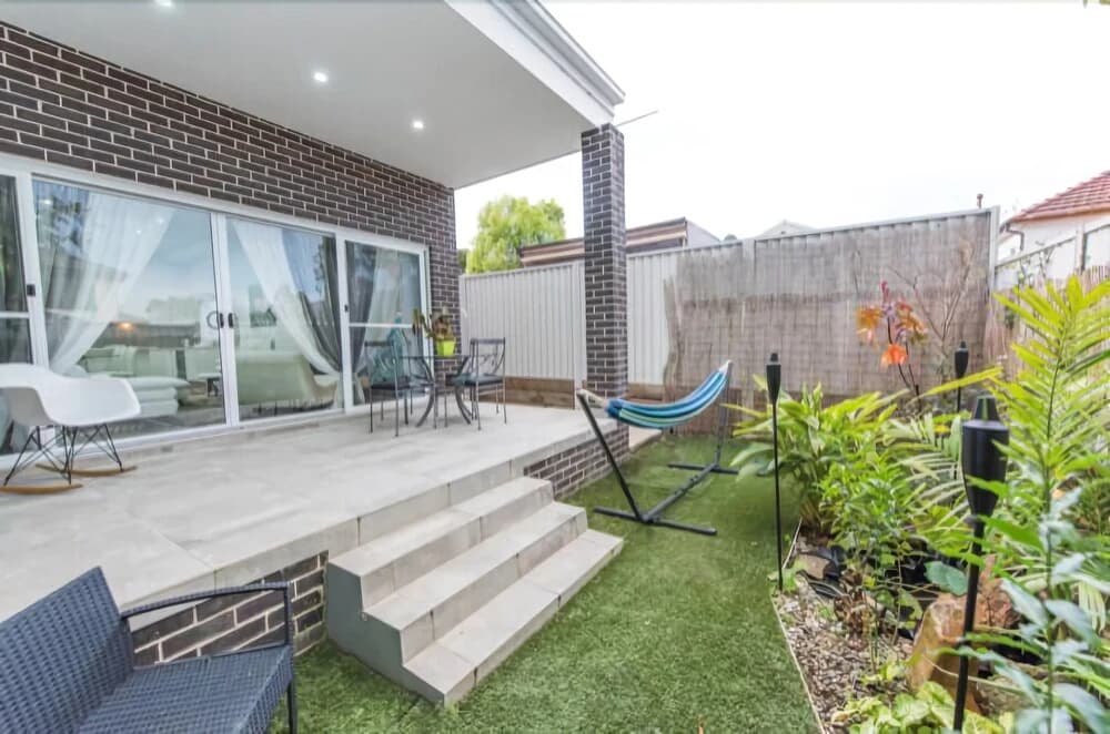 Guildford villa - photo 11