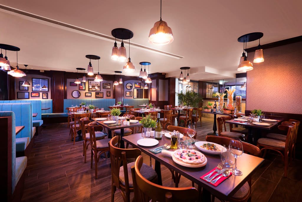 Regal Oriental Hotel - photo 21