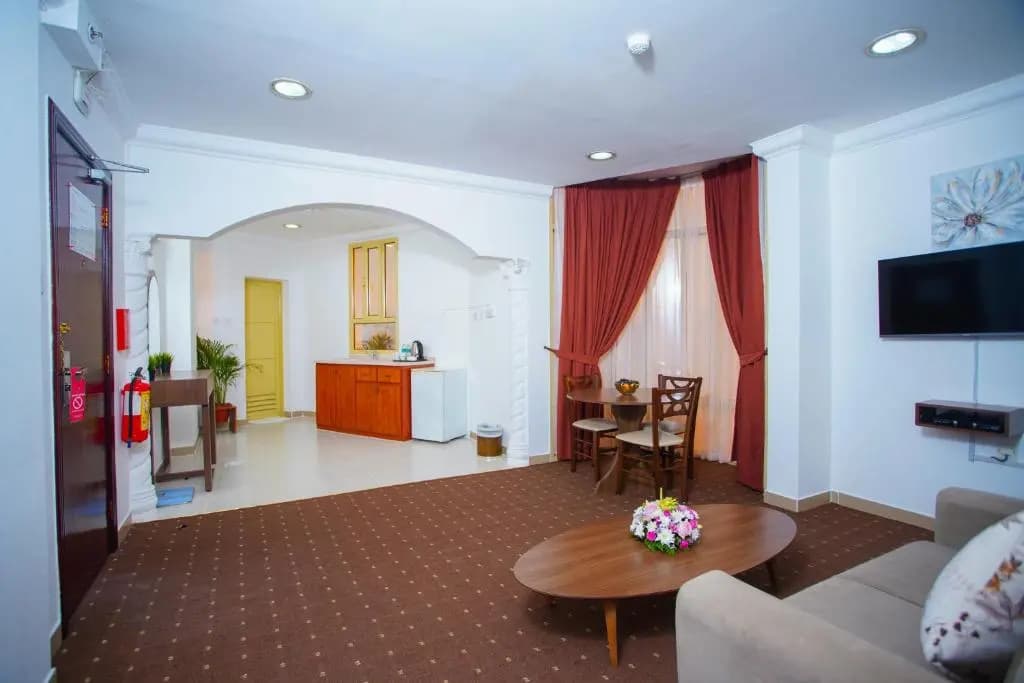 Lavilla Hotel - photo 12