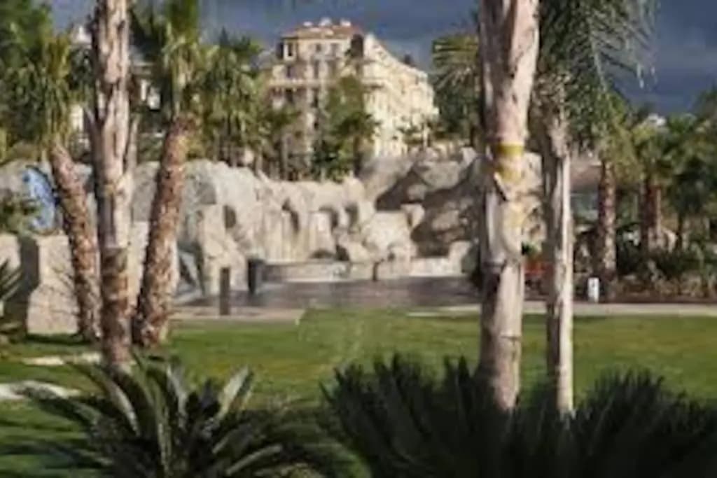 Relaxing 2p apartment in front of a lovely garden - photo 9