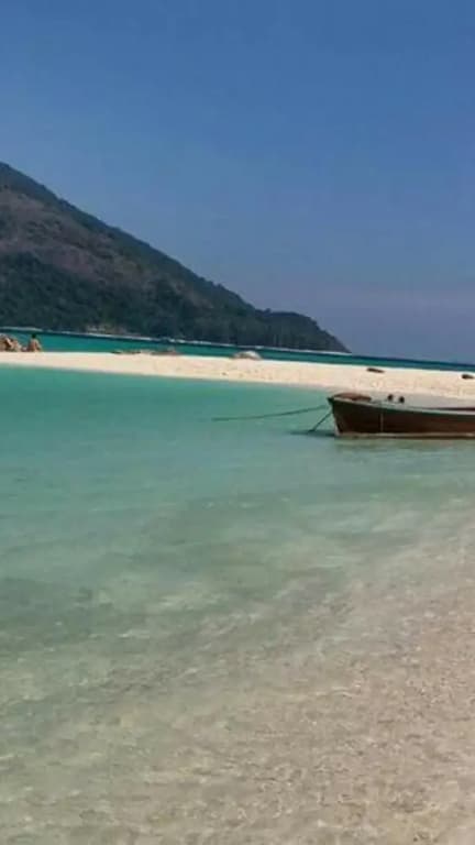 Baantonkhao Kata Beach - photo 12