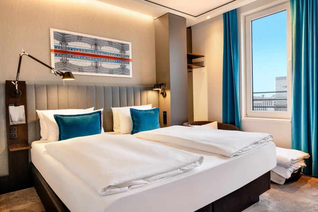 Motel One Berlin-Hauptbahnhof - photo 4