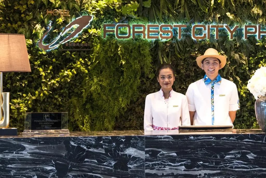 Forest City Marina Hotel - photo 22