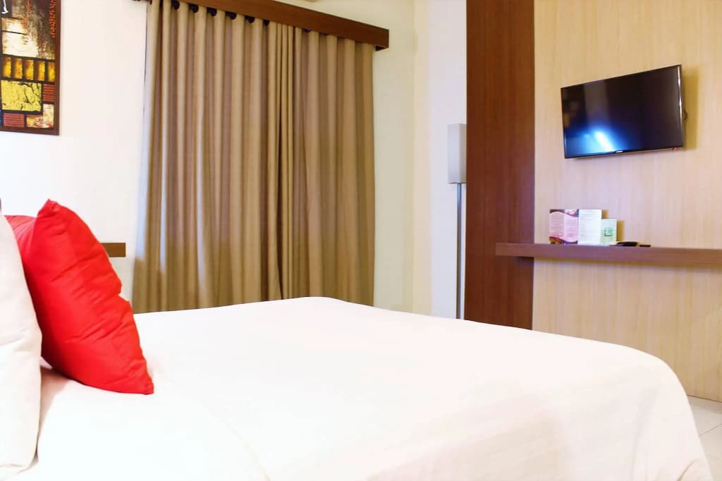 ZEN Rooms Cideng Timur Raya - photo 3