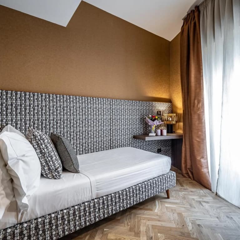 Hotel Duomo Firenze - photo 43