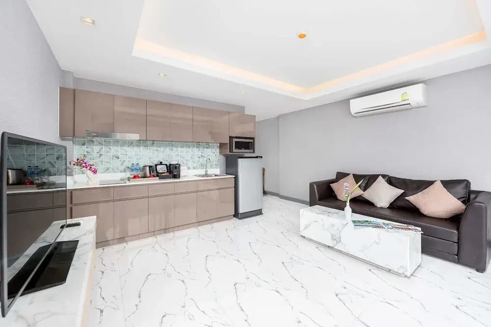 Patong Bay Residence - photo 15