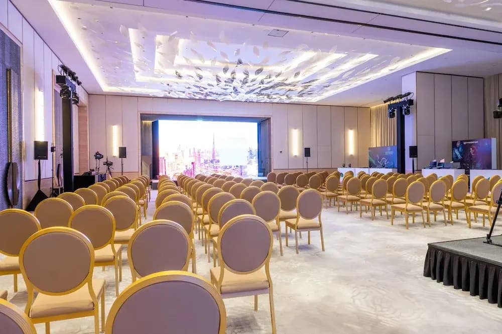 Ultra Luxury Palm Tower with Shared Hotel Facilities - photo 17
