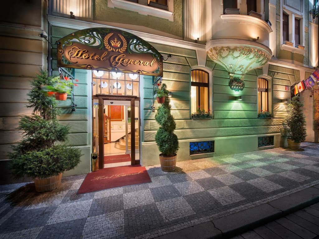 Hotel General Old Town Prague - photo 1