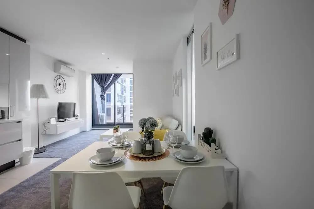 New Renovated & Cozy Apt Closes To Southern Cross - photo 8