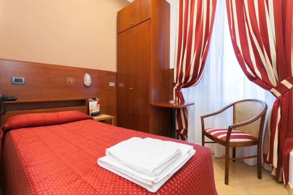 Hotel Fiorella Milano - photo 6