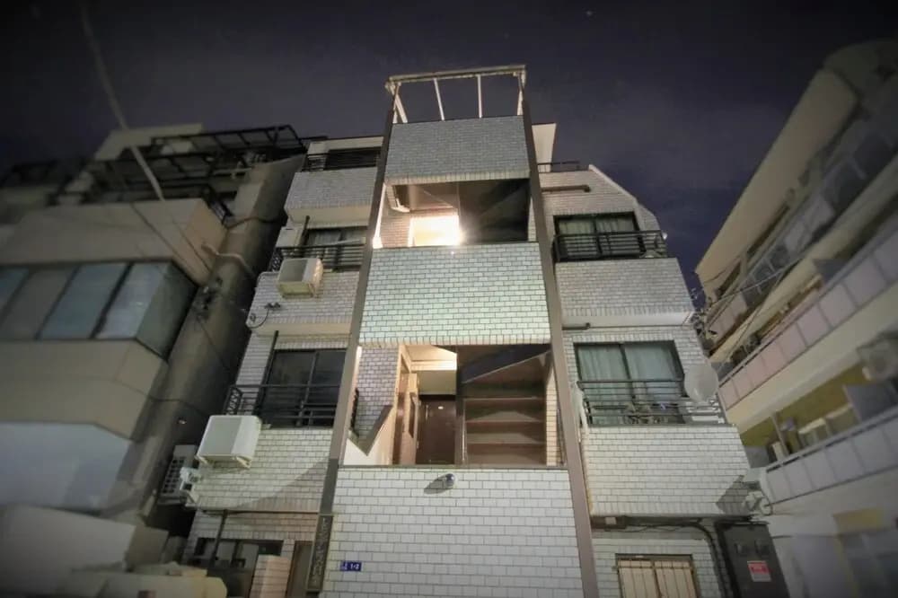 Micro Hotels near Roppongi - photo 1