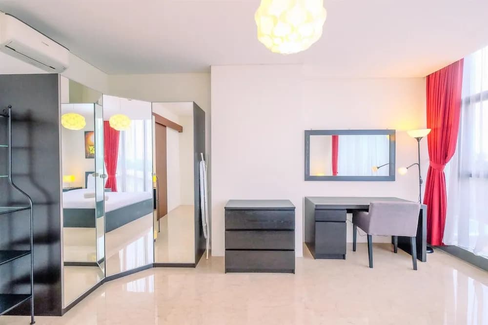 Good Deal And Strategic 1Br L'Avenue Apartment - photo 22