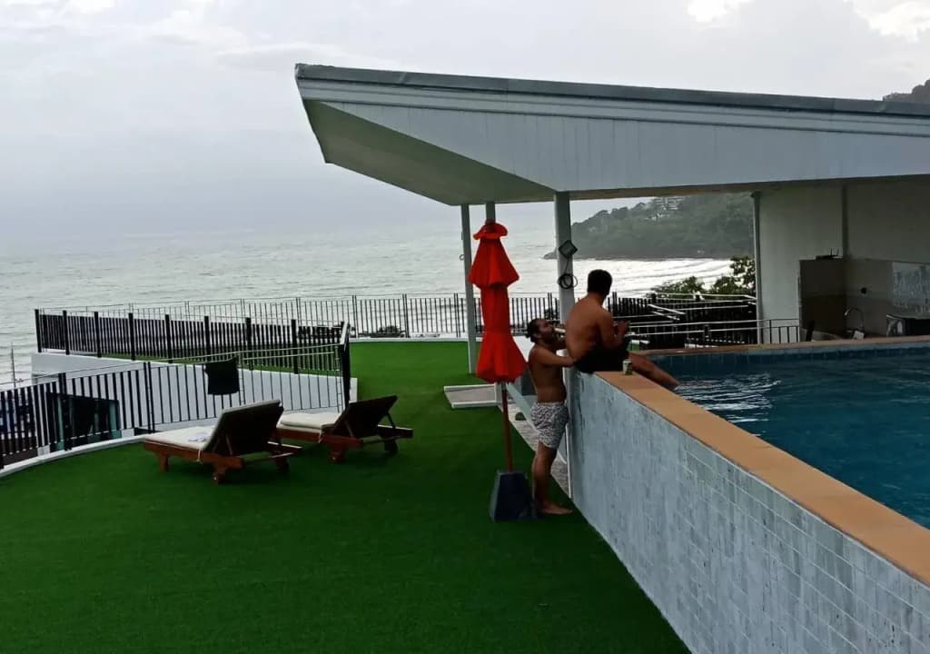 Rossarin Sea View Patong - photo 14