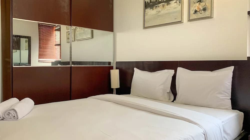 Comfort And Minimalist 2Br At Maple Park Sunter Apartment - photo 5
