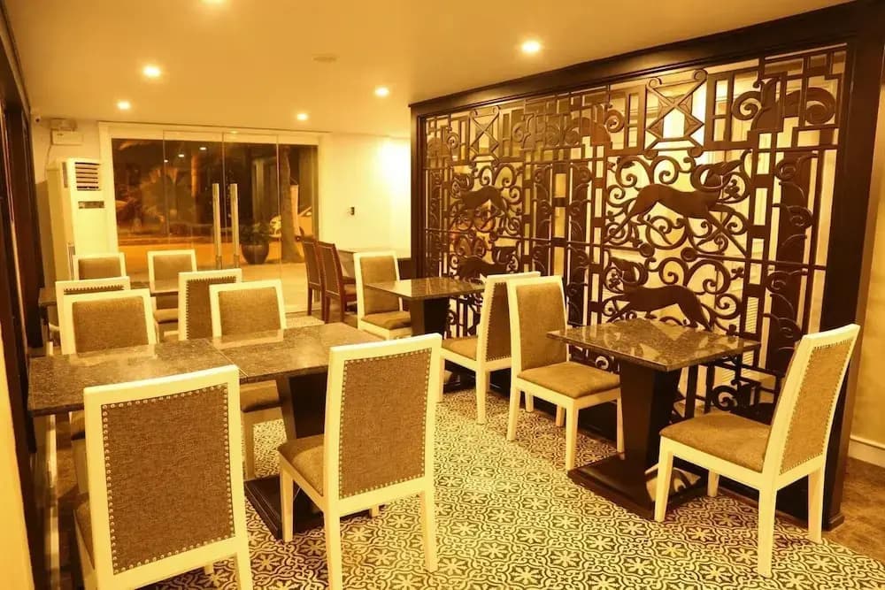 Dragon Hotel - photo 17