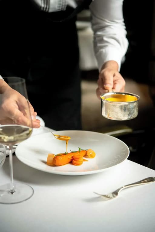 La Reserve Paris Hotel and Spa - photo 15