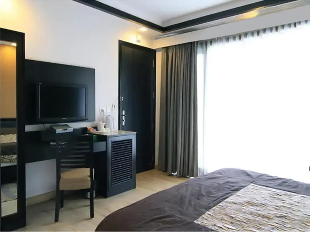 Rainbow Residency Bed and Breakfast - photo 4
