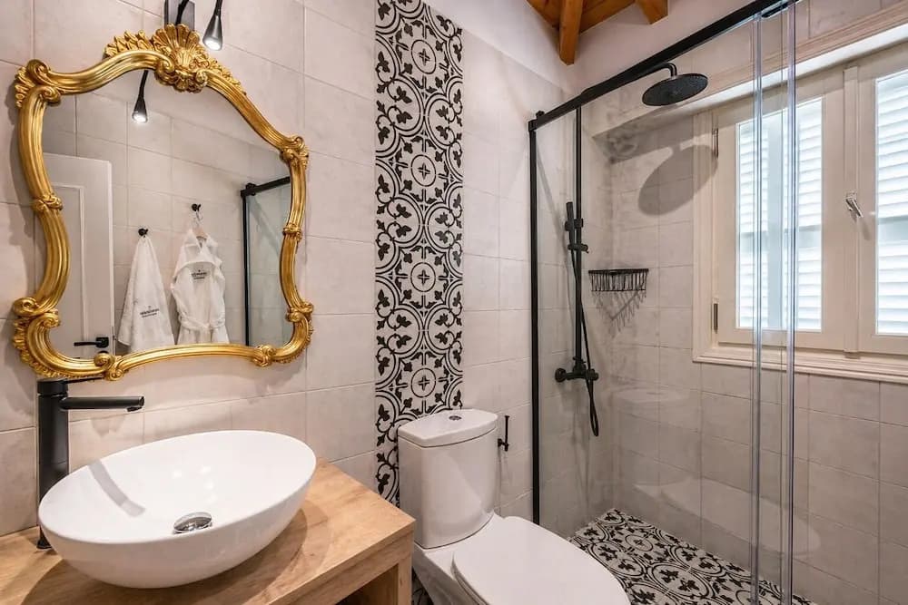 Ipelhome Plaka Boutique Apartments - photo 41
