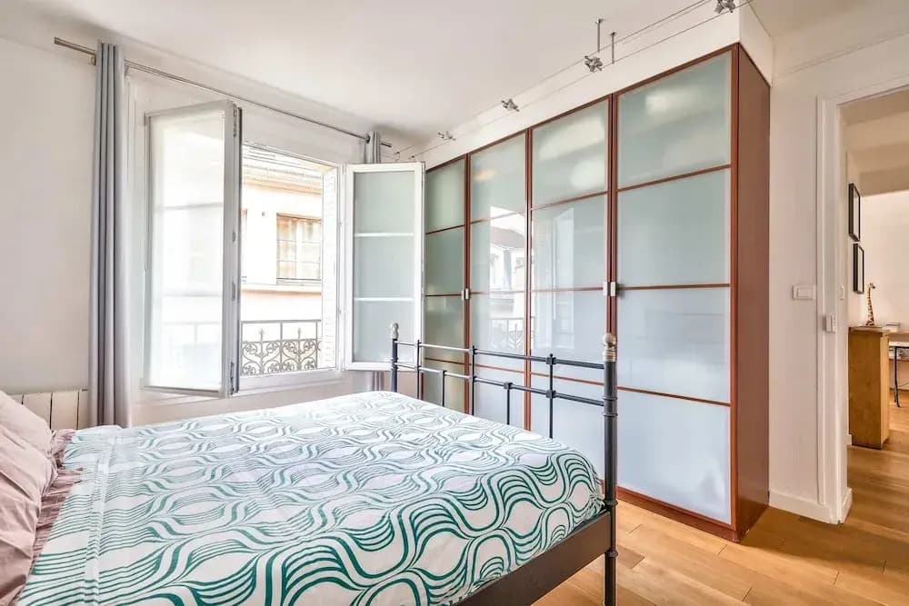 Very Nice and Charming 2 Room Apartment in Paris - photo 6