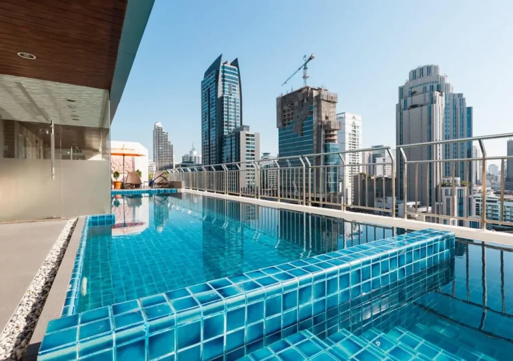 Adelphi Suites Bangkok - photo 20