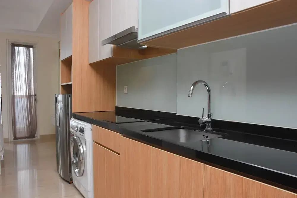 Spacious and Nice Studio at Menteng Park Apartment - photo 13