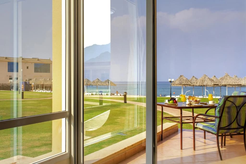 Royal Beach Hotel & Resort - photo 8